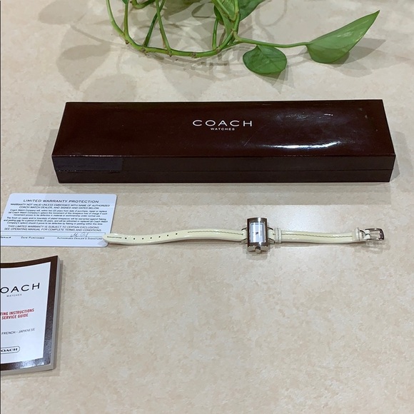 COACH WATCH - Picture 2 of 8